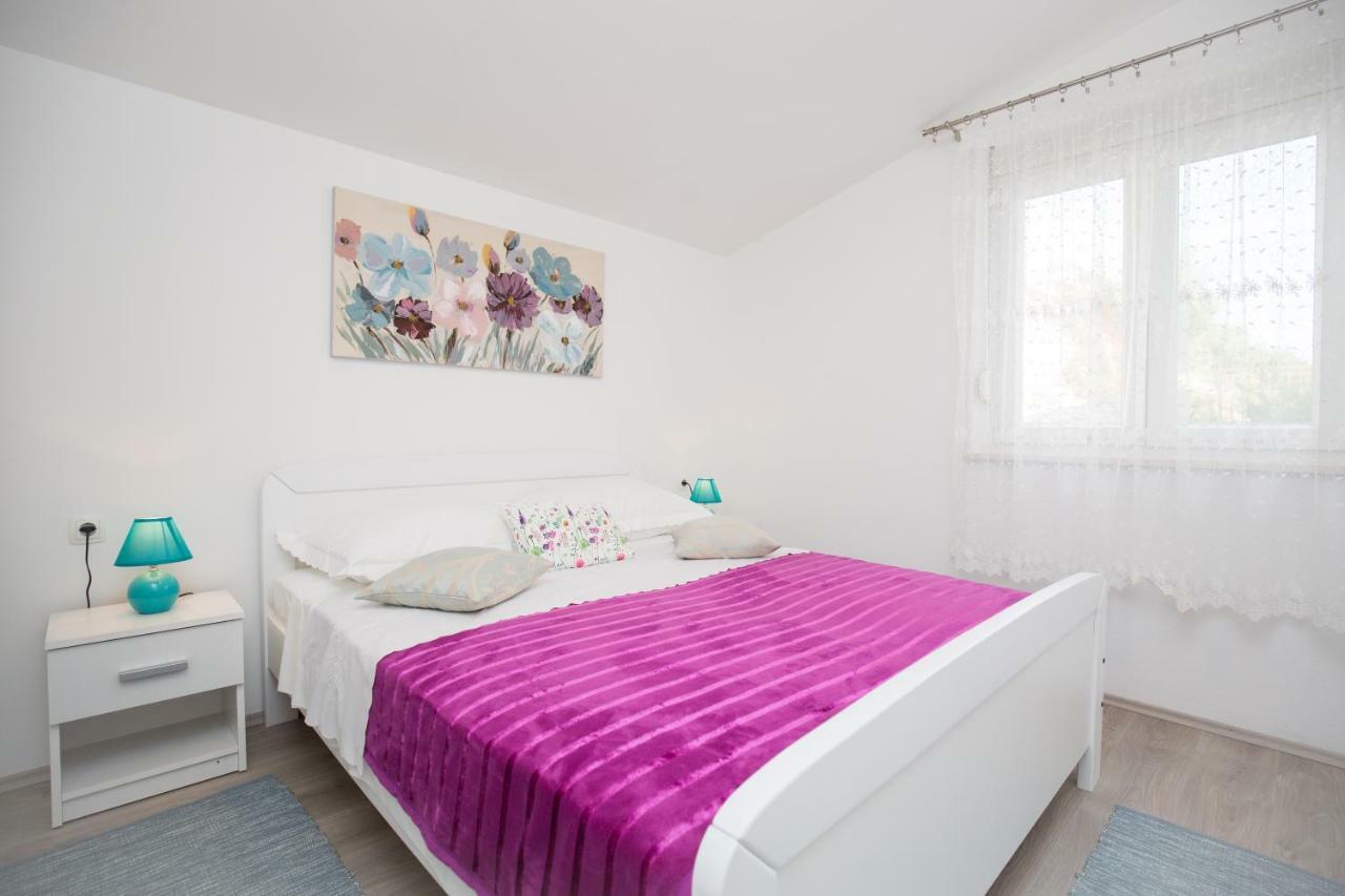 Apartment Paula ポドストラナ エクステリア 写真