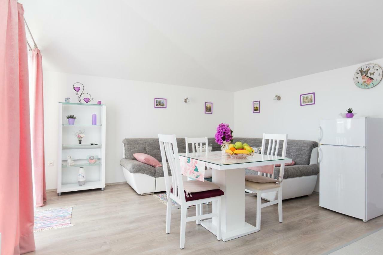 Apartment Paula ポドストラナ エクステリア 写真